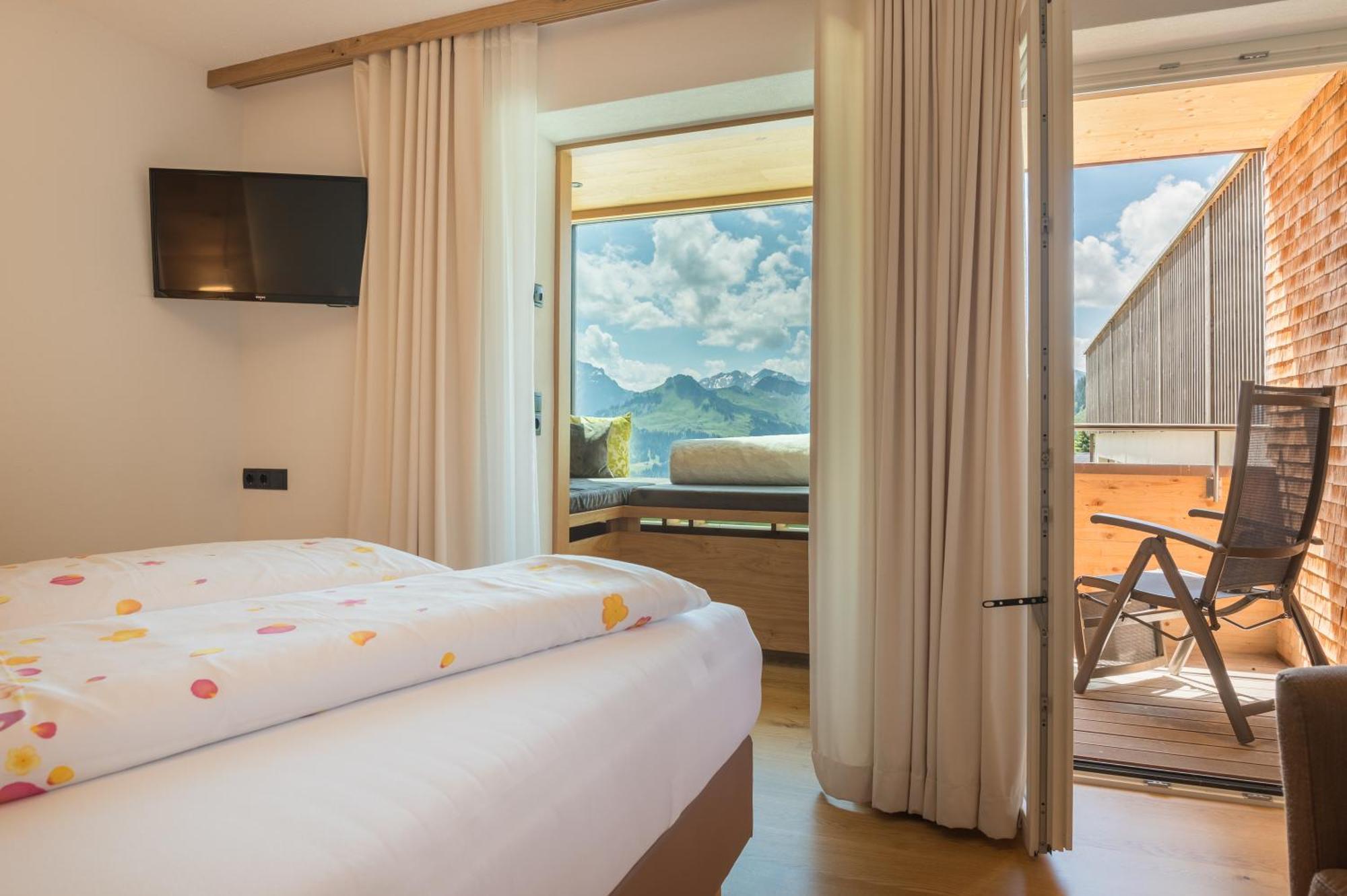 Alpenresort Walsertal Дамульс Экстерьер фото